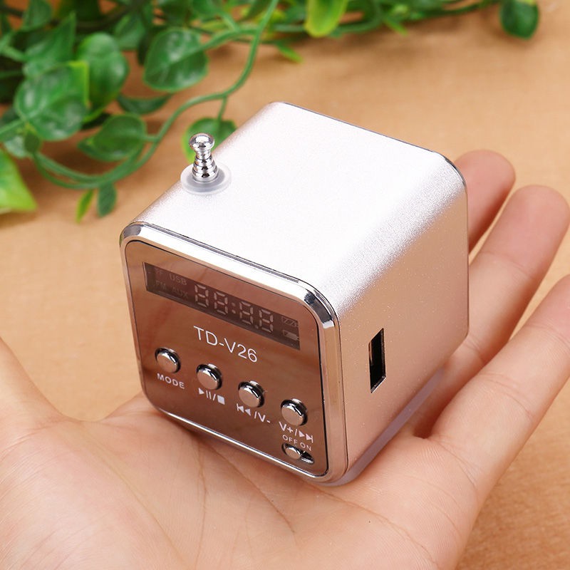 thẻ loa đài U đĩa mini màn hình âm thanh nhỏ di động máy nghe nhạc mp3 có thể sạc lại