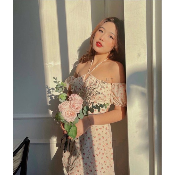 ĐẦM HOA NHÍ CỘT DÂY CUT OUT LƯNG