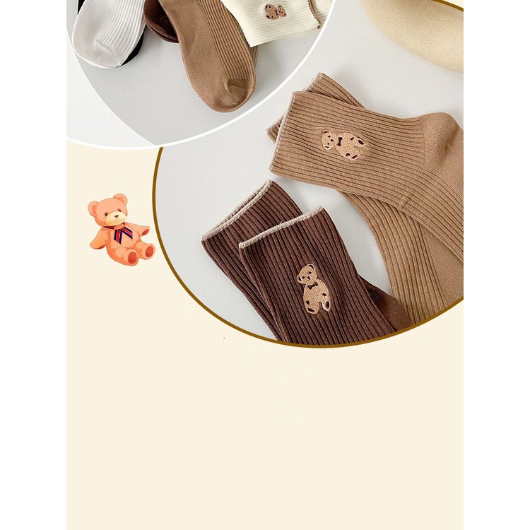 Đôi tất cổ cao thêu hình chú gấu hoạt hình dễ thương