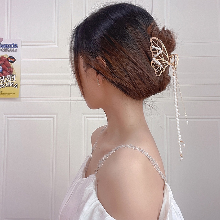 Kẹp Tóc Hợp Kim Hình Bướm Đính Ngọc Trai Phối Dây Xích Tua Rua Kiểu Hàn Quốc Cho Nữ