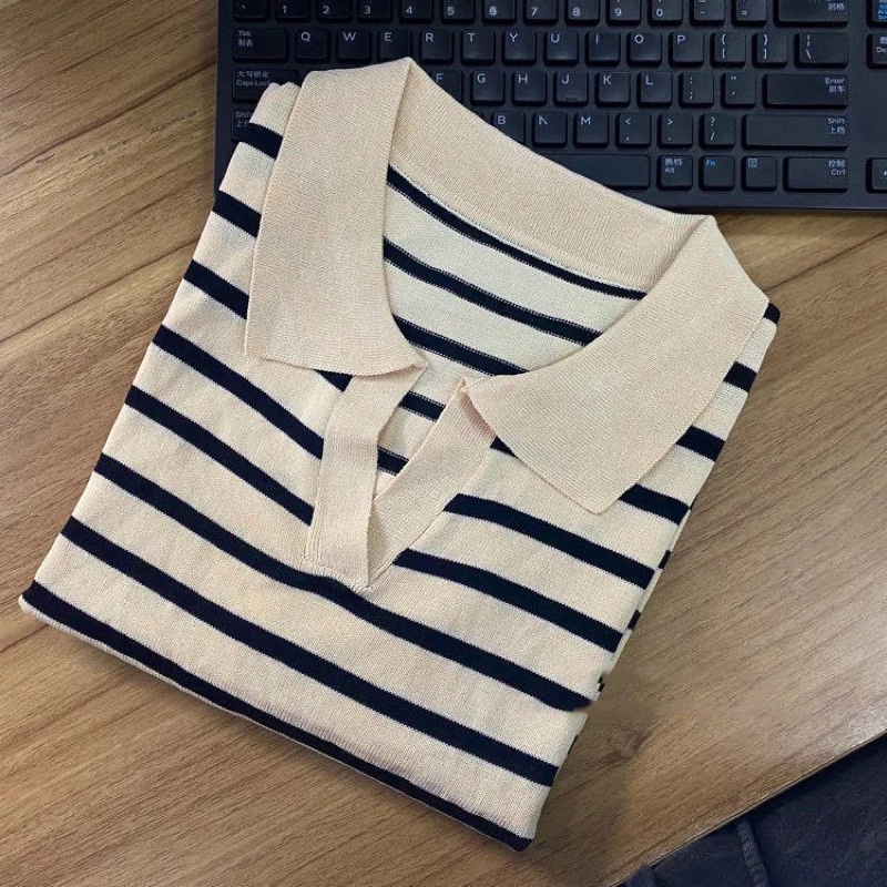 Set quần áo basic quần tây nâu cà phê và áo polo kẻ ngang ngắn tay | BigBuy360 - bigbuy360.vn