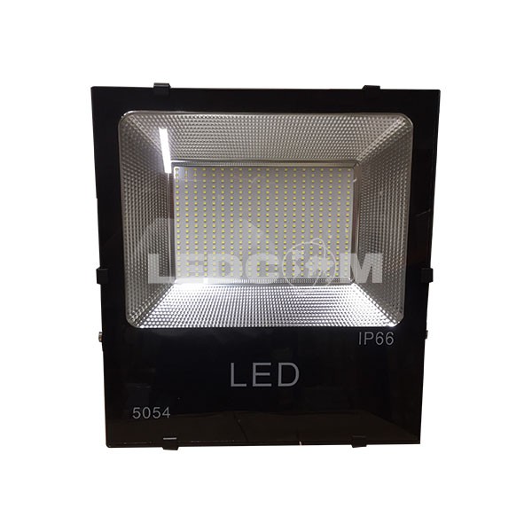 Đèn pha led 200w 0.5 ánh sáng trắng