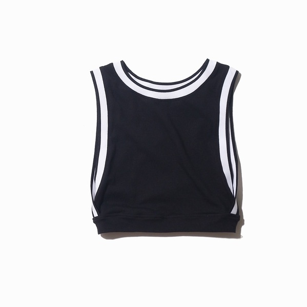 Áo croptop ba lỗ Nora đen thể thao năng động BLMDE