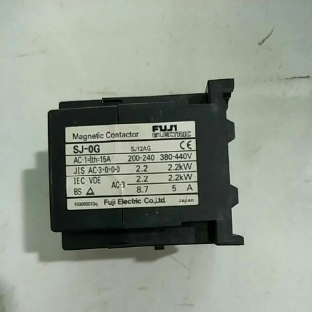 Khởi động từ Fuji 24vDC
