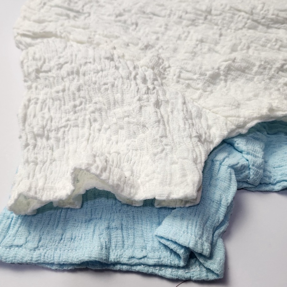 Áo kiểu tay ngắn cổ tròn phối nút nhiều màu chất đũi xốp co dãn form croptop ôm dáng - AO0158