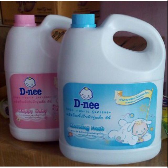 Nước Xả Làm Mềm Vải Dnee Thái Lan 3000ml