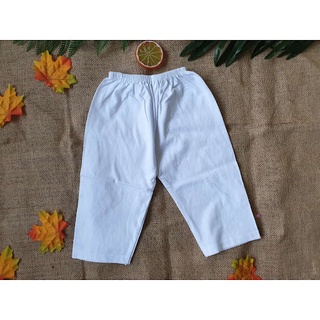 Quần dài sơ sinh Bossini màu trắng cho bé từ 3 - 22kg