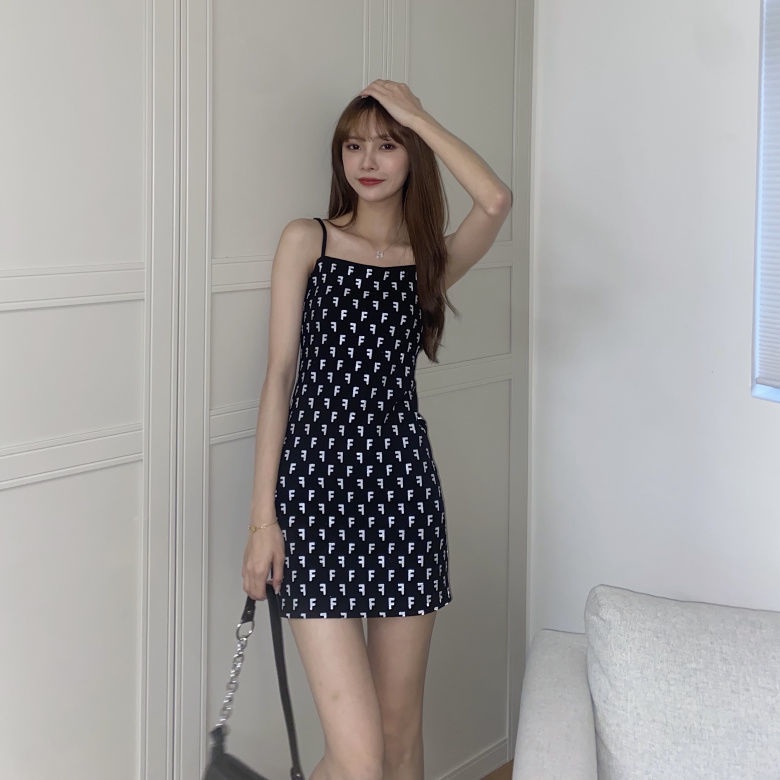 Đầm Hai Dây Ôm Dáng In Chữ Thời Trang Quyến Rũ Cho Nữ