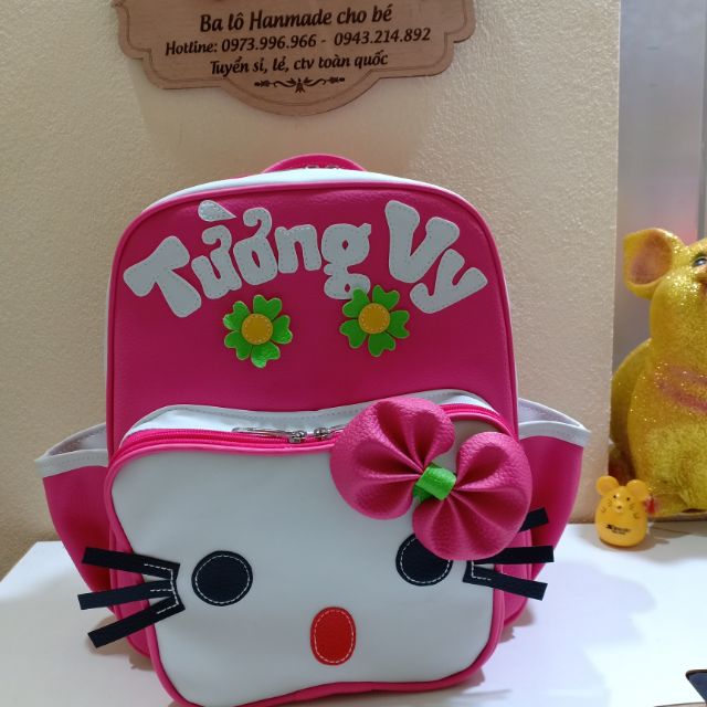 Ba lô bé Tường Vy