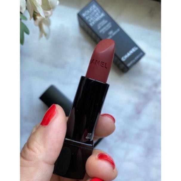 Son Lì Chanel Rouge Allure Velvet Extreme Màu 130 Rouge Obscur | BigBuy360 - bigbuy360.vn