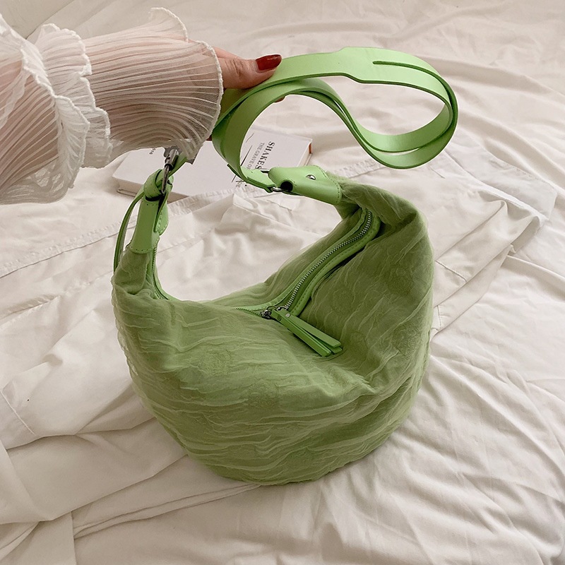 Túi IELGY đeo chéo có khóa kéo phong cách đường phố Hàn Quốc cho nữ