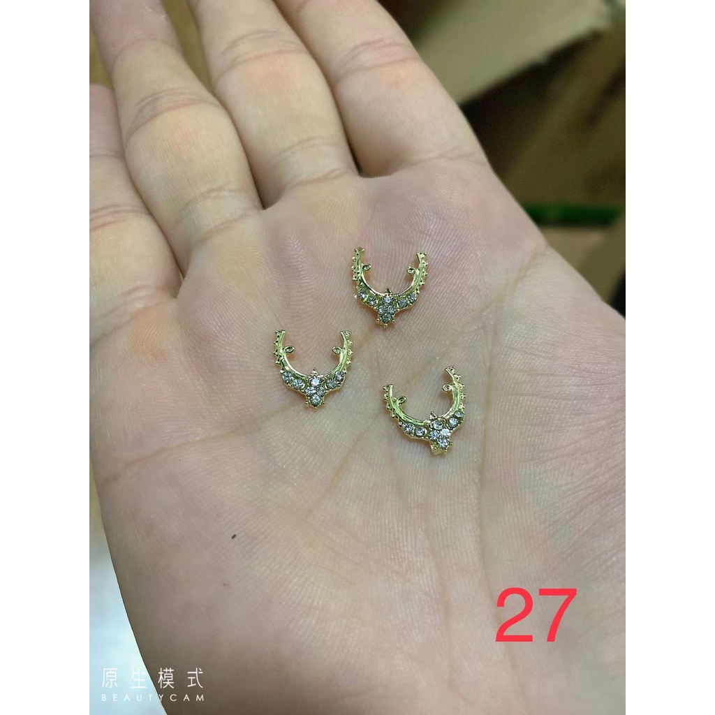 charrm gắn móng nail các mã mới