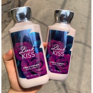 Sữa dưỡng thể toàn thân Bath & Body Works Dark Kiss Shea & Vitamin E Body Lotion ##𝚂𝙸𝚂𝙸.𝙻𝙴𝙼𝙾𝙽