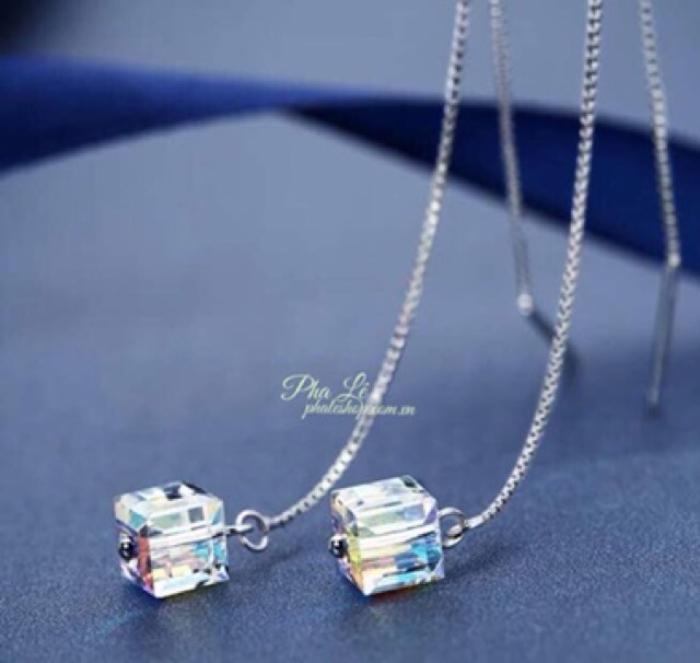 Bông Tai Pha Lê Vuông Khối Được Thiết Kế Từ Pha Lê Swarovski Và Bạc S925