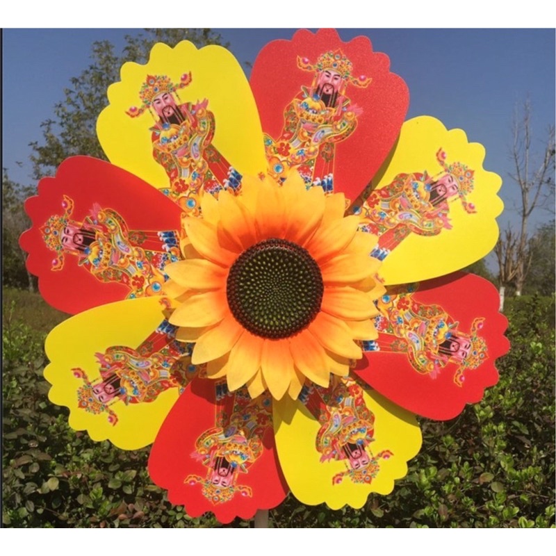 Chong chóng Thần Tài may mắn,  đem lại may mắn cho người bán hàng.