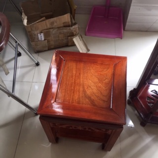 [HCM]Ghế đôn vuông, mặt gỗ 35x 35cm,chiều cao 60, 50 và 40 cm, chân có đế, thích hợp kê các vật dụng trang trí trong nhà