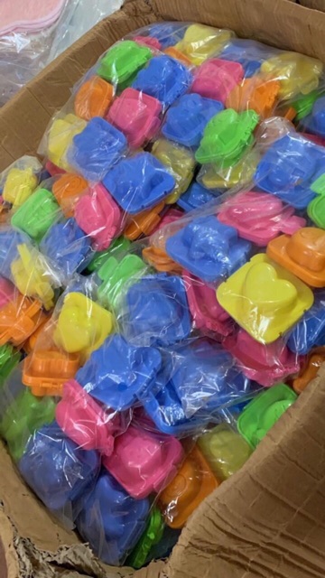 Set 6 Khuôn cơm hình thú xinh xắn cho bé