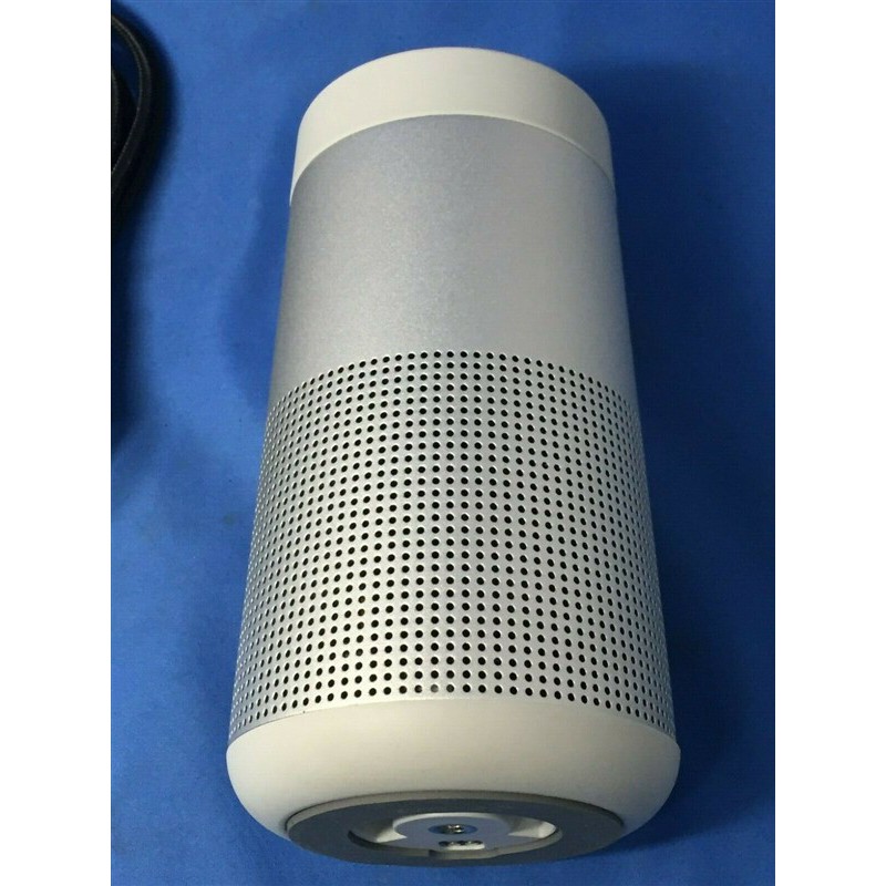 Loa bluetooth Bose Soundlink Revolve