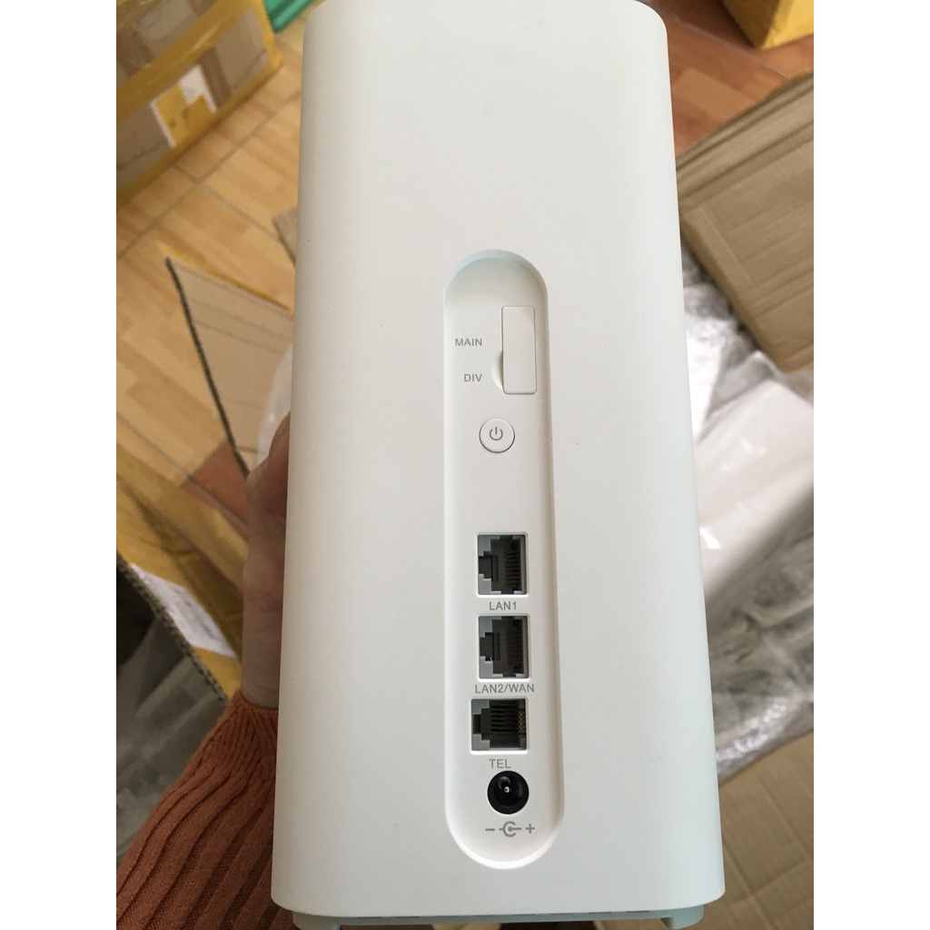 Bộ Phát Wifi LTE Huawei B818-263, Tốc độ 1.6Gbps . Hỗ trợ 64 Kết Nối . Wifi chuẩn AC 1750Mbps