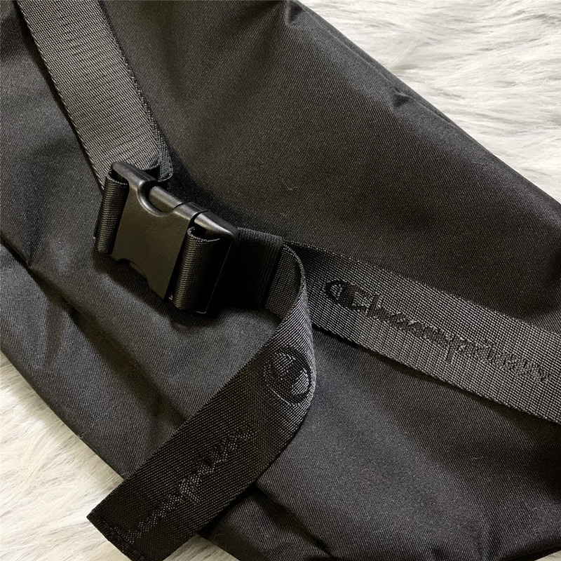 Túi đeo chéo Champion, Cặp đeo chéo Champion Bag, 2 size, Chất liệu Vải Canvas BapeVN