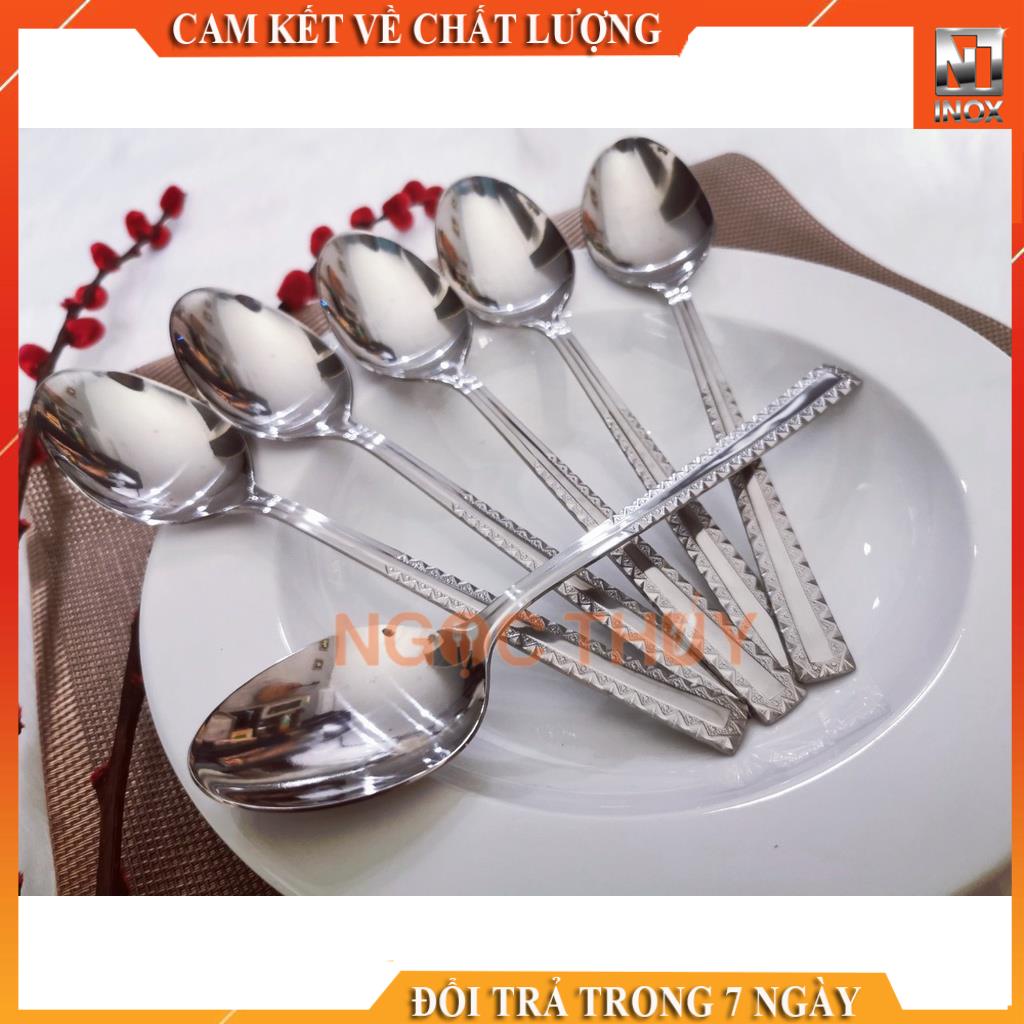 Muỗng súp ăn cơm kiểu dáng caro cao cấp