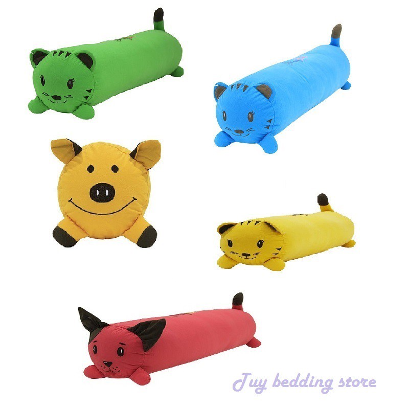 Gối ôm Hometex thêu mặt hình thú, thú nhồi bông kích thước 65x18 cm cho trẻ em.