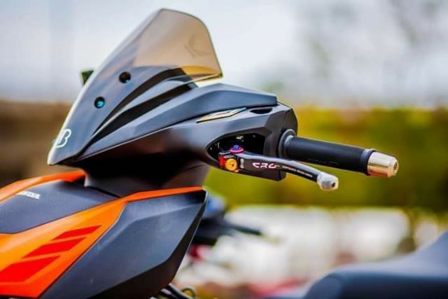 Mão/chắn gió winner X màu