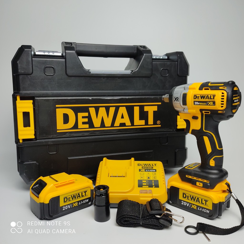 Máy siết bulong,máy cầm tay chạy pin DEWALT 20V bảo hành chính hãng 12 tháng