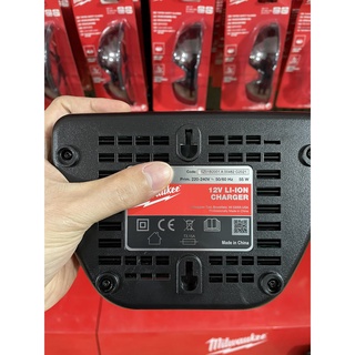 Đế Sạc Milwaukee 12V chính hãng Nghề Mộc
