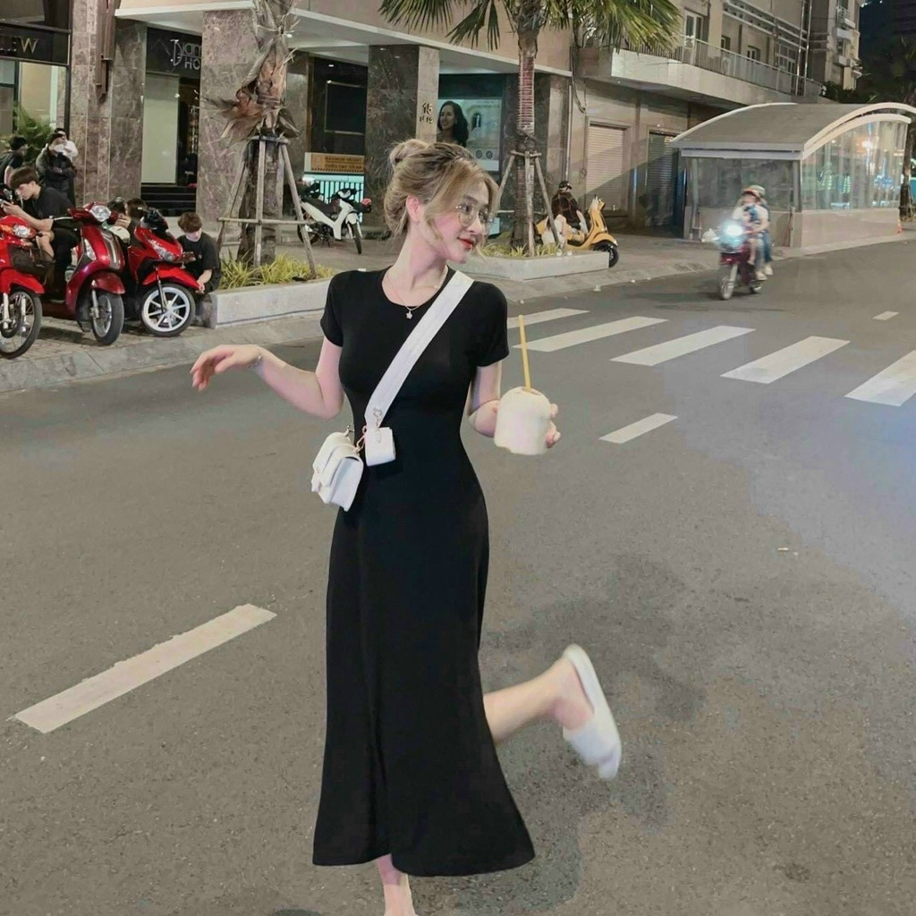 Đầm đen thời trang nữ mặc đi chơi chất lụa nhung cổ tròn tay ngắn váy đuôi cá dáng dài
