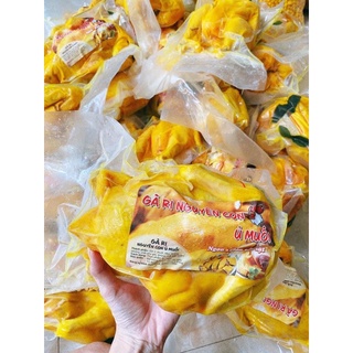 Gà ủ muối nguyên con