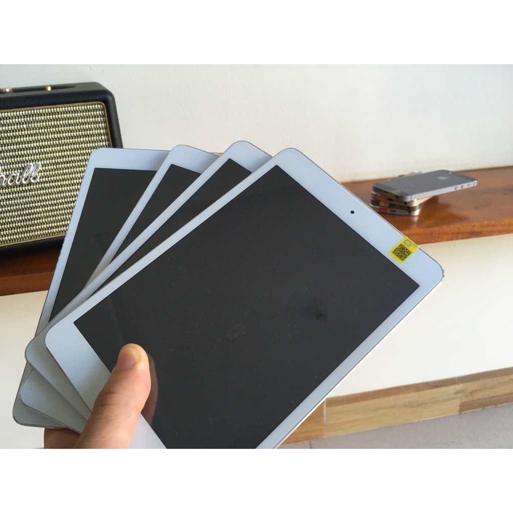 iPad mini 2 Wifi màu trắng Zin đẹp keng - Màn Retina siêu đẹp - Máy nhỏ gọn