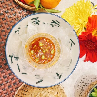 Bánh tráng phơi sương chấm “Muối Sệt”