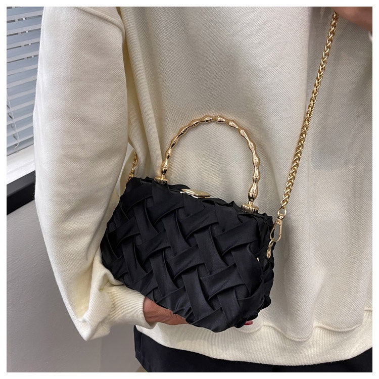 Túi Đeo Chéo Nữ Thời Trang Sang Trọng