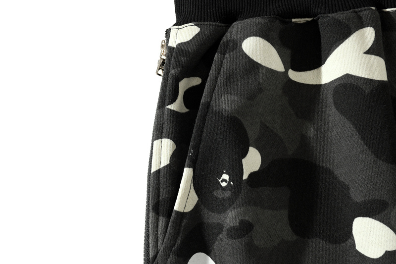 AAPE Shark Head Luminous Side Double Zipper, Starry Sky Spots,   Shorts, The Same Style for Men and Women Quần thời trang