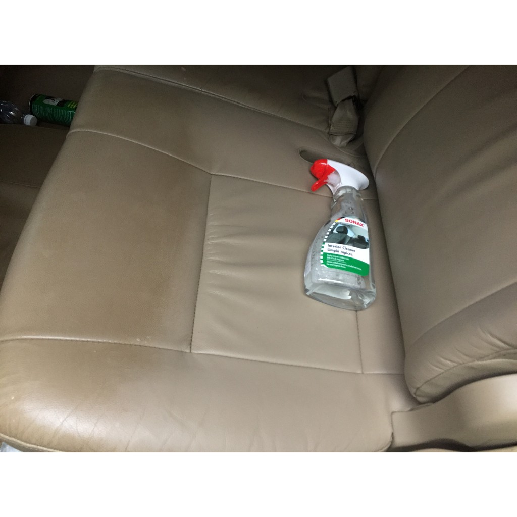 Làm sạch nội thất ô tô - Sonax Interior Cleaner