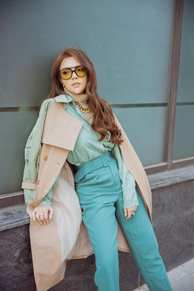 Áo măng tô phối tay phồng | BigBuy360 - bigbuy360.vn