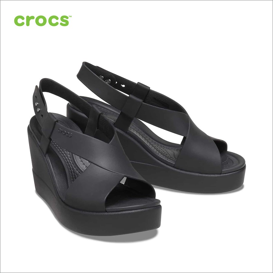 Dép sandal đế xuồng nữ CROCS Brooklyn 206222-060