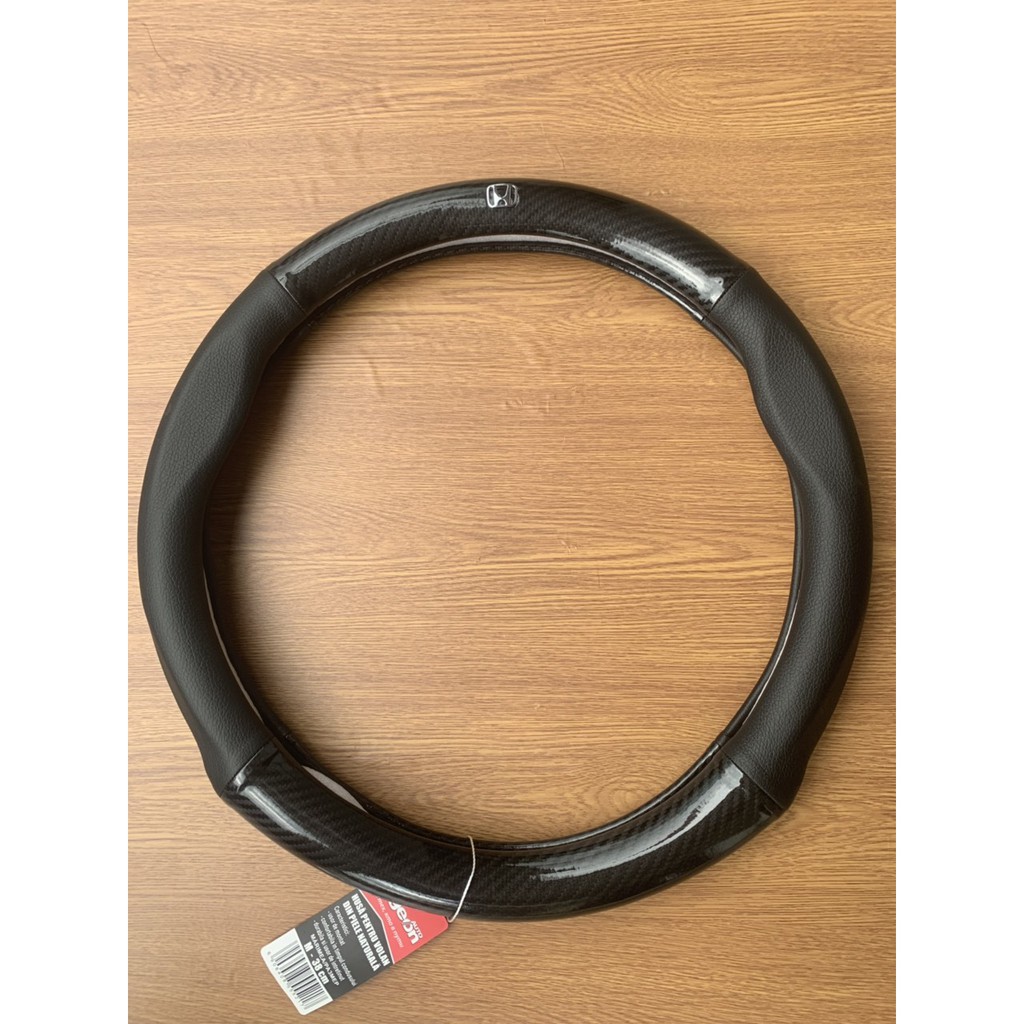 Bọc vô lăng Cacbon CAO CẤP có logo hãng xe