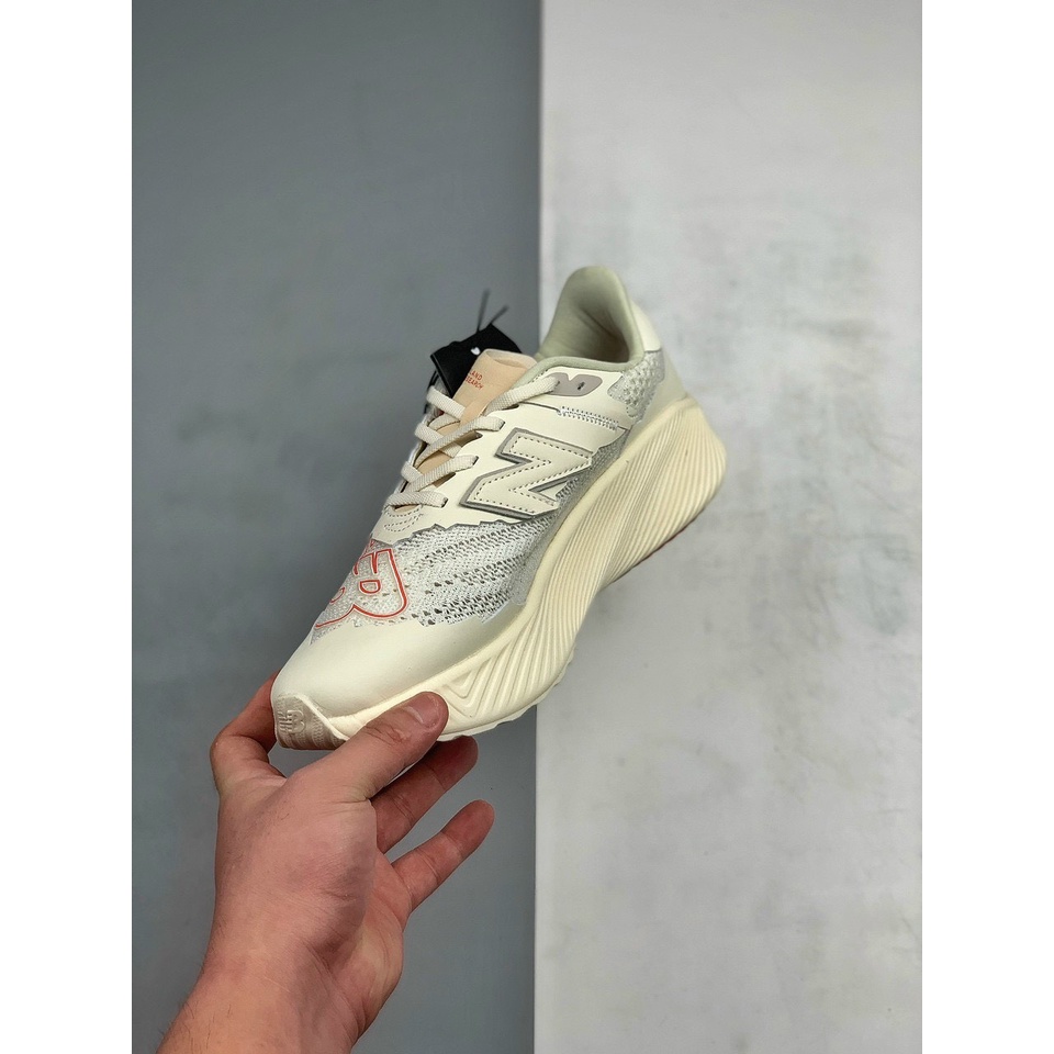 Giày Thể Thao New Balance RC Elite V2 & Stone Island