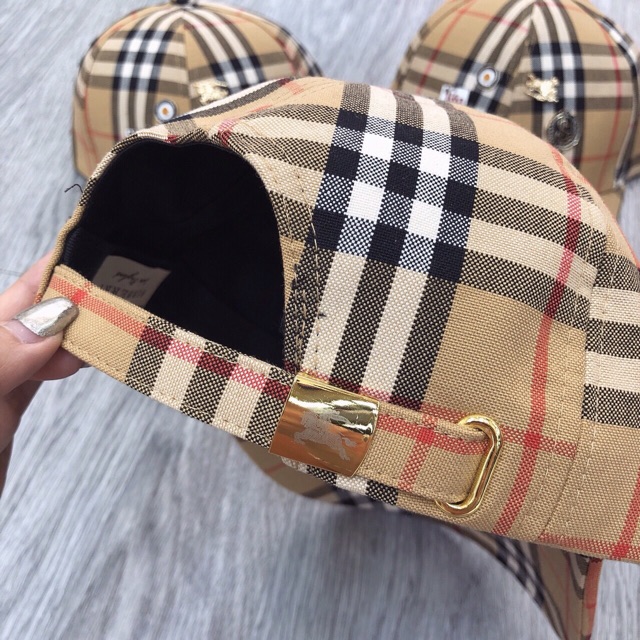 Mũ lưỡi trai tag bbr