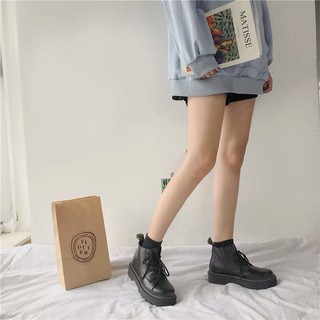 GIÀY DR ULZZANG