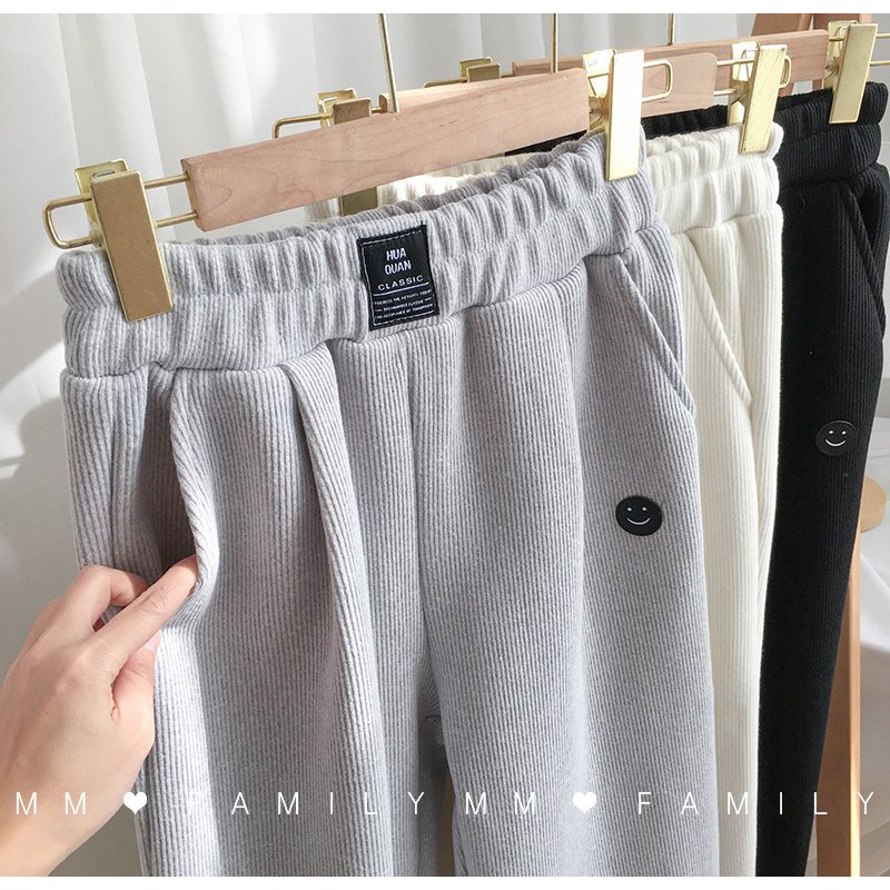 Quần jogger nam nữ Mặt Cười Logo mặc đôi Cheapy đen trắng ghi freesize unisex thể thao hàn quốc C659 | BigBuy360 - bigbuy360.vn