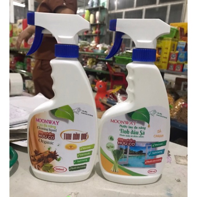 Nước Lau Đa Năng Hữu Cơ Moonway Tinh dầu Quế/Sả 500ml