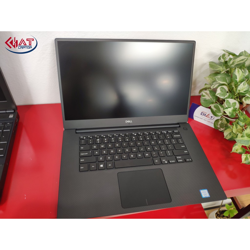 Máy trạm đồ họa Dell Precision 5530 Core i7-8850H/ Ram 8GB/ SSD 256GB/ P1000/ FHD cấu hình cao