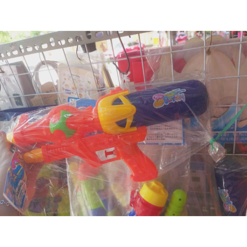 ĐỒ CHƠI SÚNG NƯỚC TRUNG ĐI BIỂN CHO BÉ