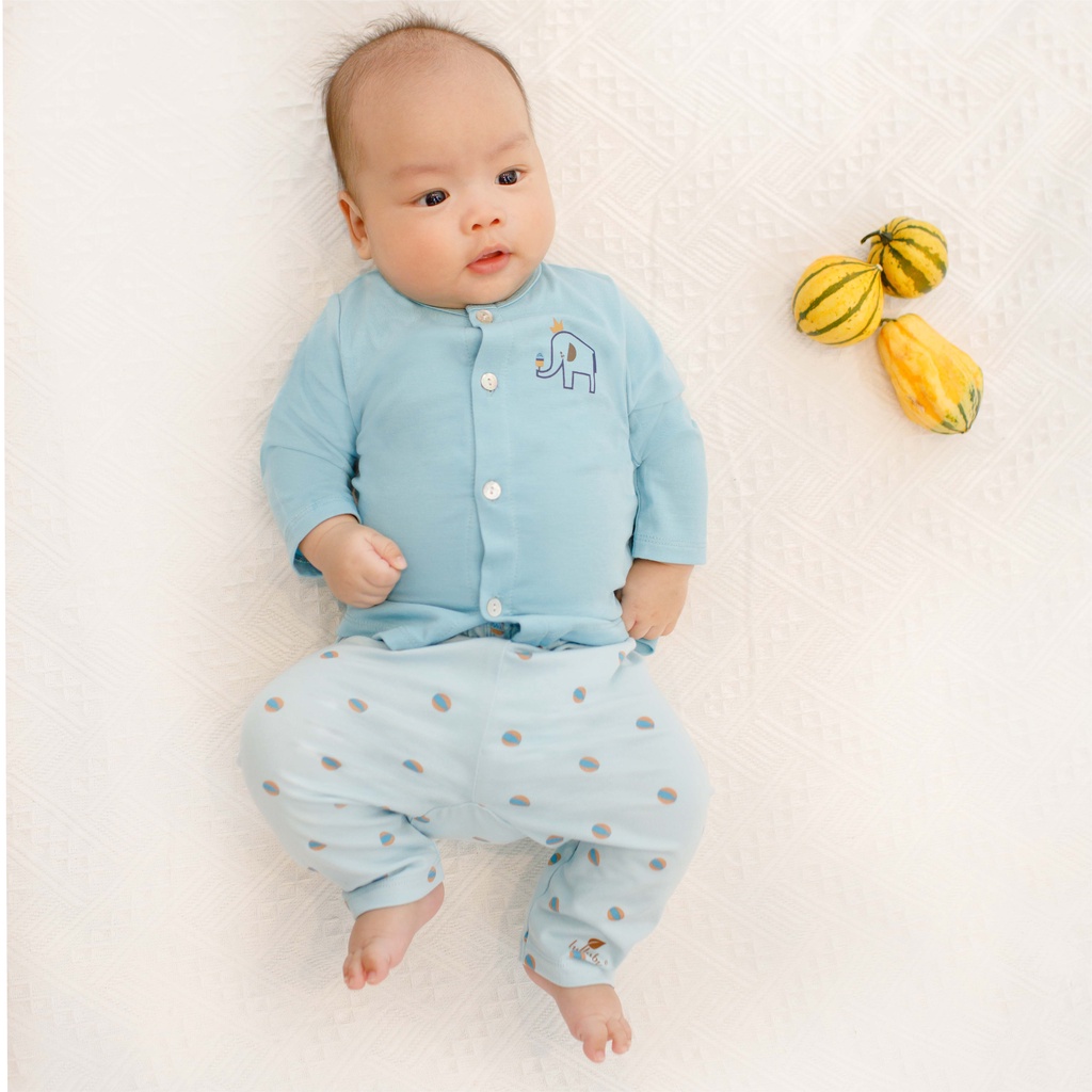 Lullaby - Bộ quần áo cài giữa dài tay cho bé NH601P