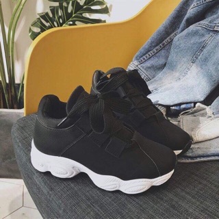 Giày sneaker Hàn Quốc đế lượn sóng