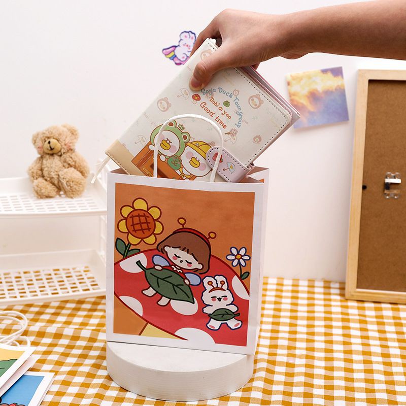 Túi Giấy Đựng Quà Họa Tiết Cute | BigBuy360 - bigbuy360.vn