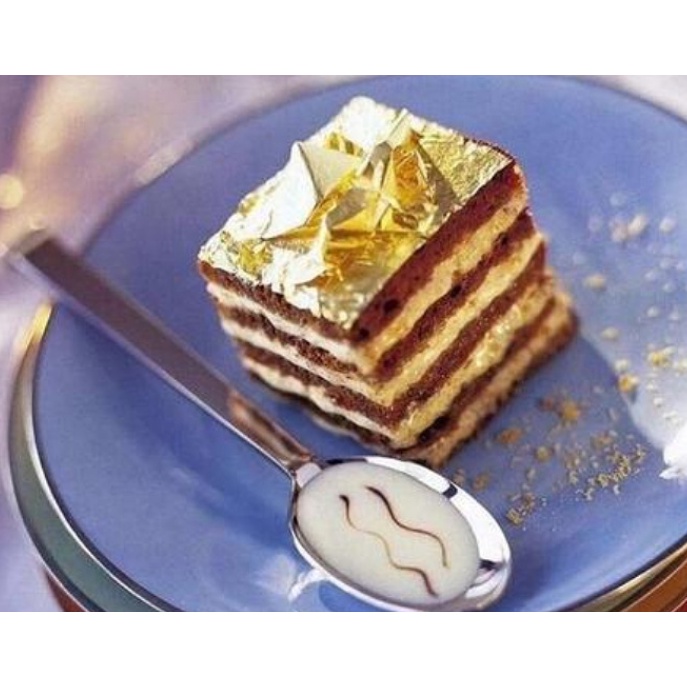 Lá vàng 9999 khổ 9.33 cm trang trí trong ngành thực phẩm, làm đẹp spa